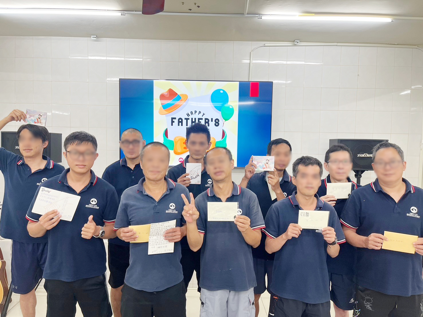 希望天下的父親們 佳節愉快， 父親節快樂^^